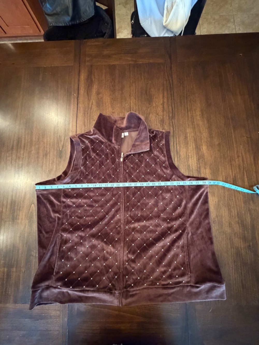 Quacker Factory Brown Velour Quilted Rhinestone Zip Up Vest Sleeveless, Size 3X - Picture 13 of 13